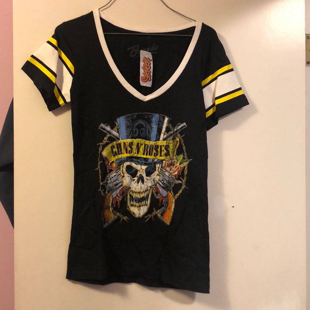 Guns N’ Roses shirt